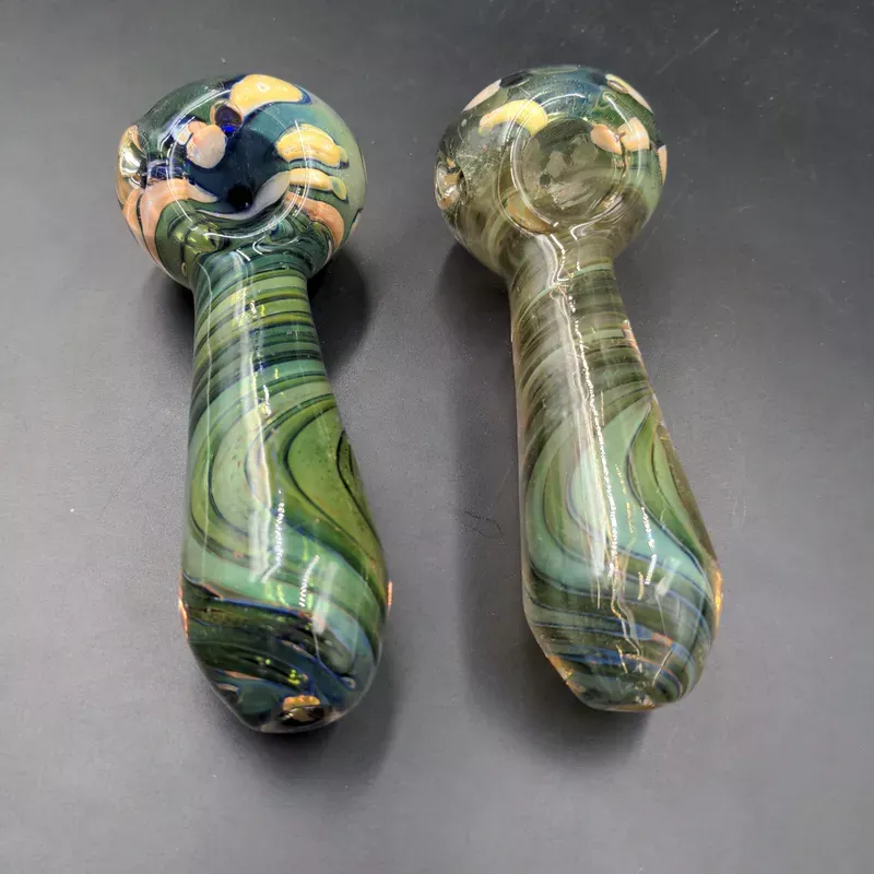 4.5 ” Hand Pipe Fume Twist Design