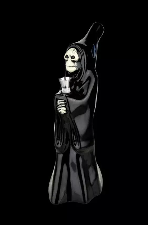 "Skeleton Cupbearer" Ceramic Water Pipe