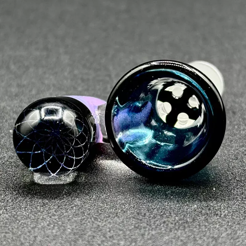 Zombie Hand 14mm Bowl w/ Dichro Spike- Heavy Blue Stardust & Pink Slyme
